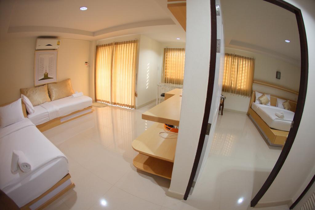 Baan Sanpoom Hotel Phitsanulok Exterior foto